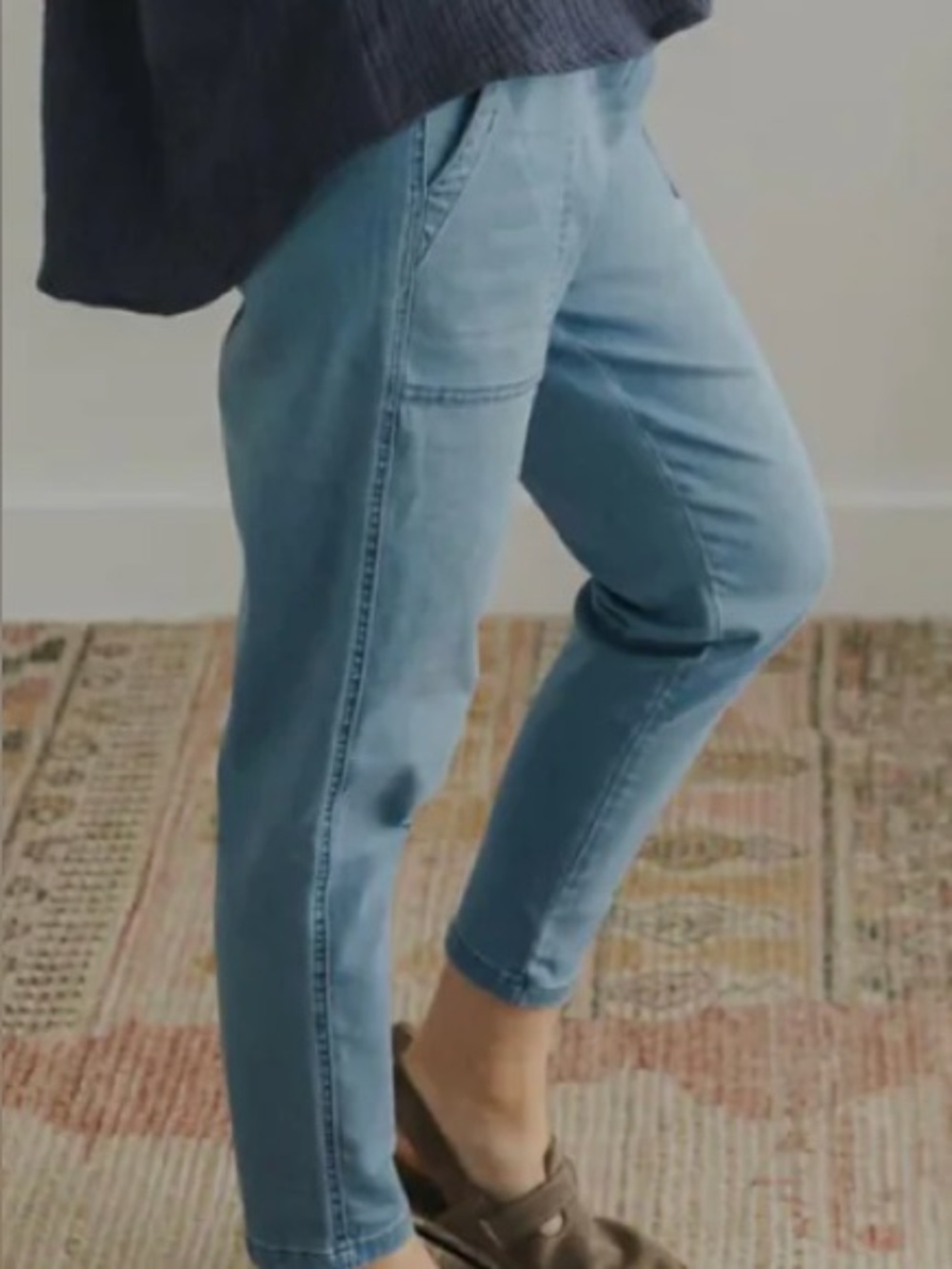 Relaxed Light Blue Maternity Jeans for Women